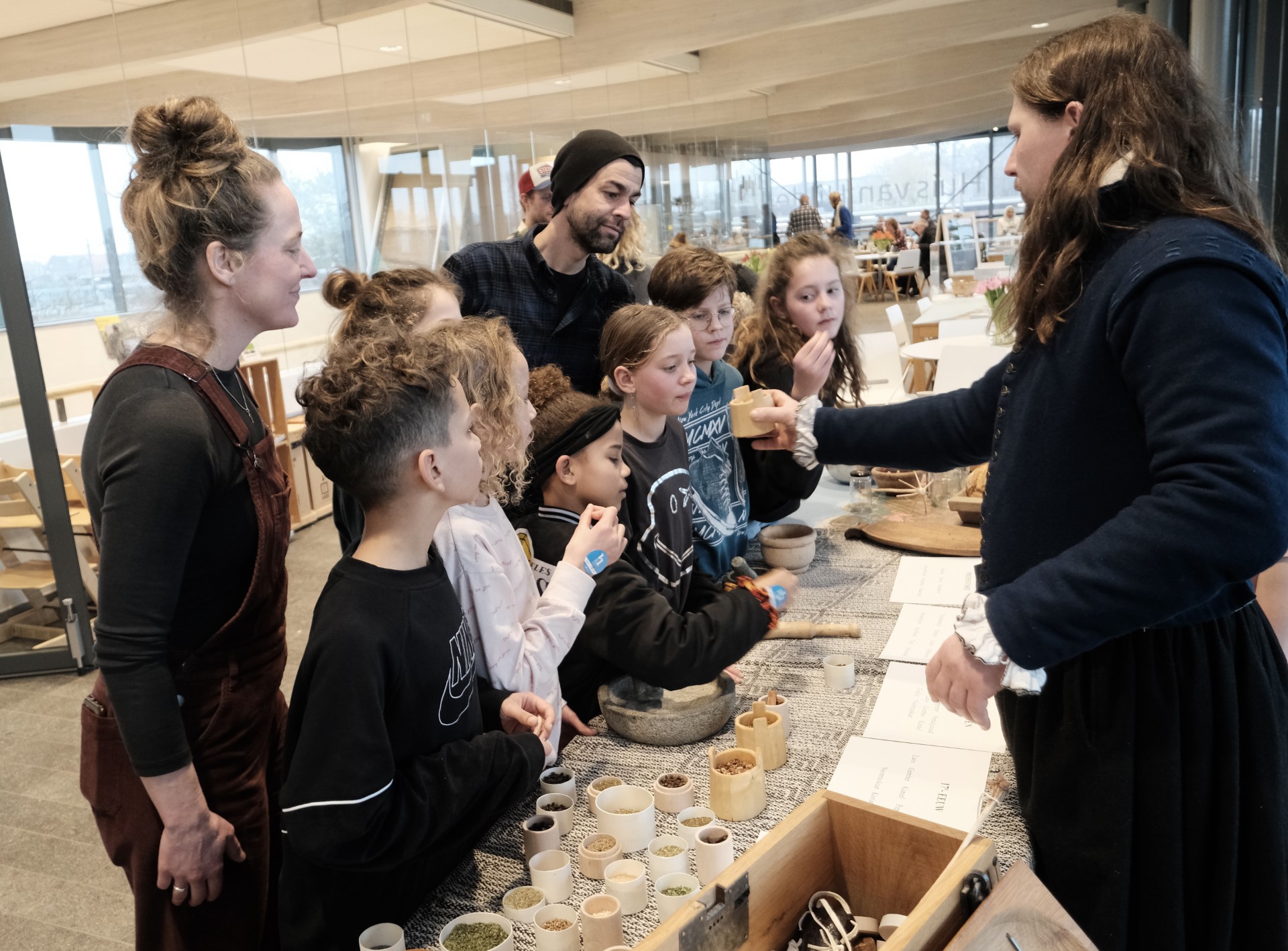 Meivakantie | Kruidenboter maken volgens middeleeuws recept